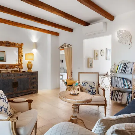 Porto Cervo - Elegante Con Giardino E Parcheggio
