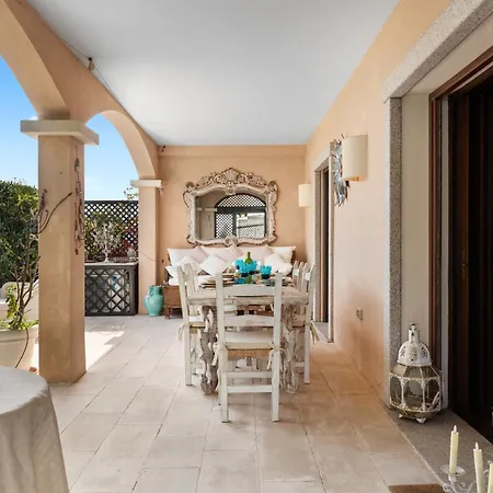 Porto Cervo - Elegante Con Giardino E Parcheggio