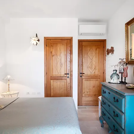 Porto Cervo - Elegante Con Giardino E Parcheggio