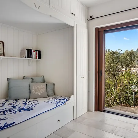 Porto Cervo - Elegante Con Giardino E Parcheggio *